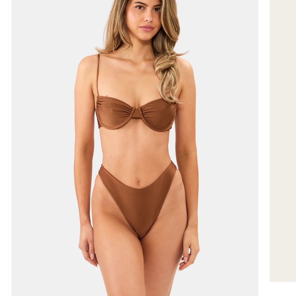 NWOT NYUD Sloane top and Arlo bottom